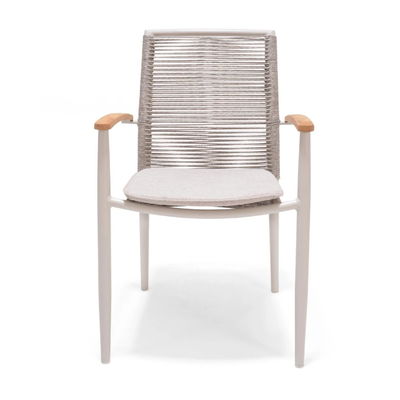 Απολαύστε τα γεύματα με την AJUNION Luxury Aluminum Garden Set και την καρέκλα με σχοινί.