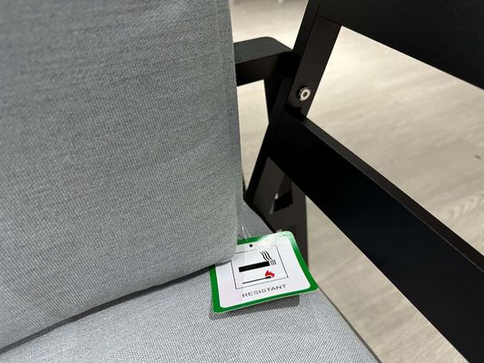 Εξωτερικό Δείπνινο Τραπέζι L150xW90xH73cm με επιφάνεια HDPE και μεταλλικό πλαίσιο
