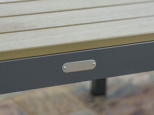 27.5" L x 25.5" W 26" H Αλουμινίου Εστιατόριο με Poly Lumber επιφάνεια τραπεζιού και ομπρέλα τρύπα