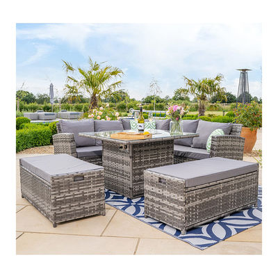 Προσθέστε κομψότητα στον κήπο σας με το AJUNION Wicker Woven Sofa Set και το Fire Pit Table