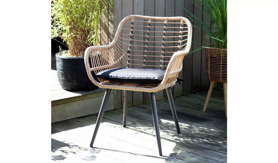 Μεταμορφώστε τον κήπο σας με το AJUNION 4 Piece All Weather Wicker Set